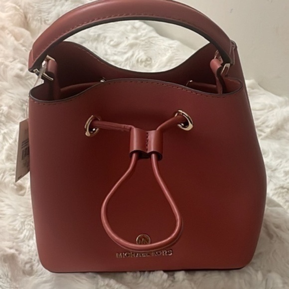 Michael Michael Kors womens crossbody leather cinnamon drawstring bucket bag NWT - Picture 1 of 17
